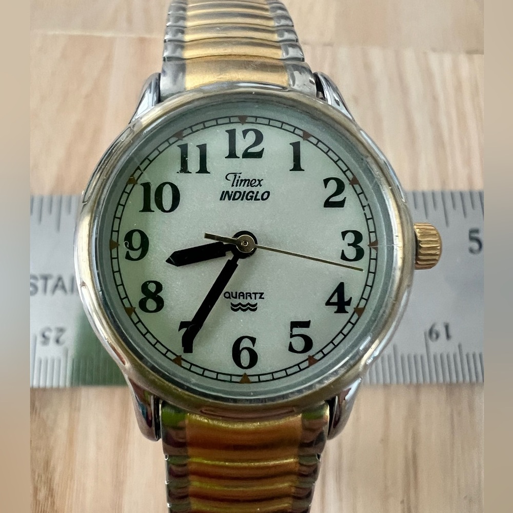 Timex indiglo Ladies two-tone bracelet watch NEW BATTERY